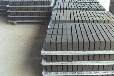 <a href=http://m.114le.net.cn/ target=_blank class=infotextkey>免燒磚托板</a>