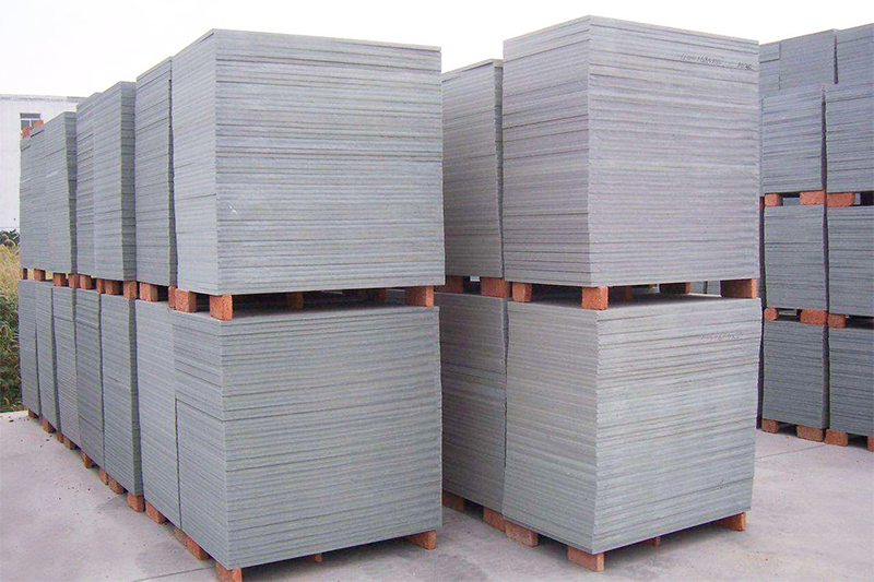 <a href=http://m.114le.net.cn/ target=_blank class=infotextkey>空心磚托板</a>